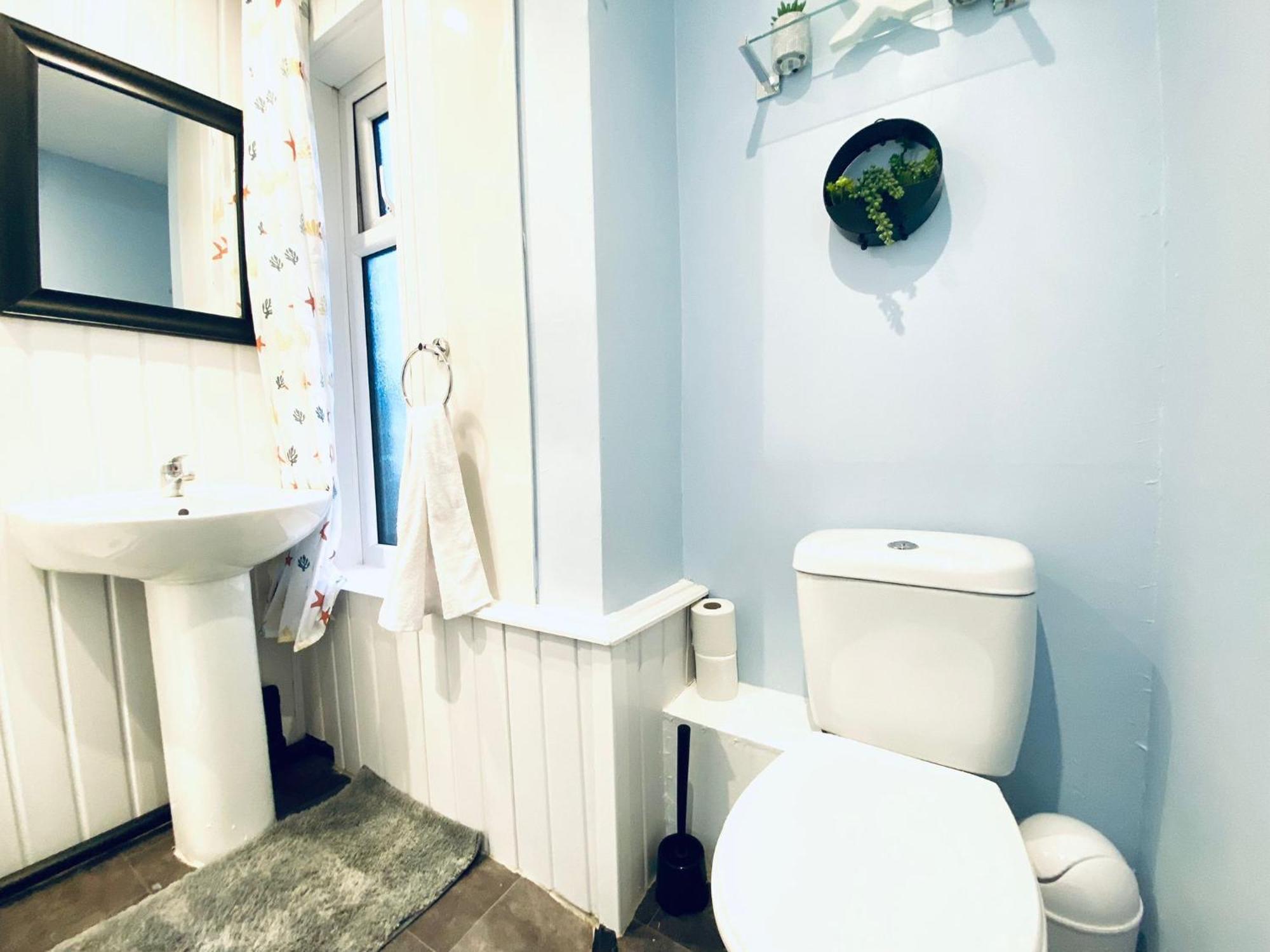Blackpool - Seaside Villa Phòng bức ảnh